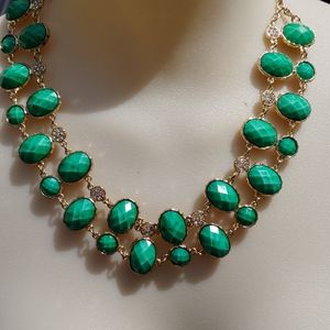 Reversible necklace statement
